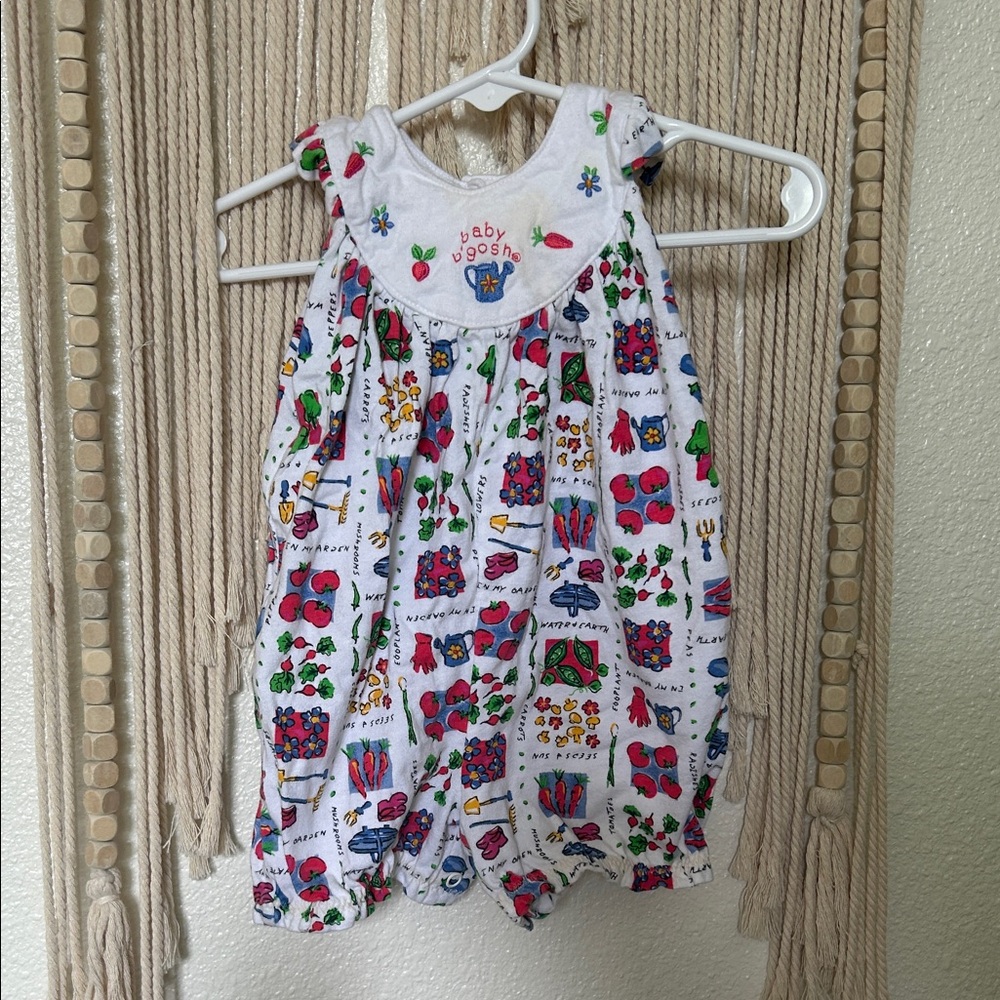 Baby b’gosh - vegetable vintage print 3/6 mo